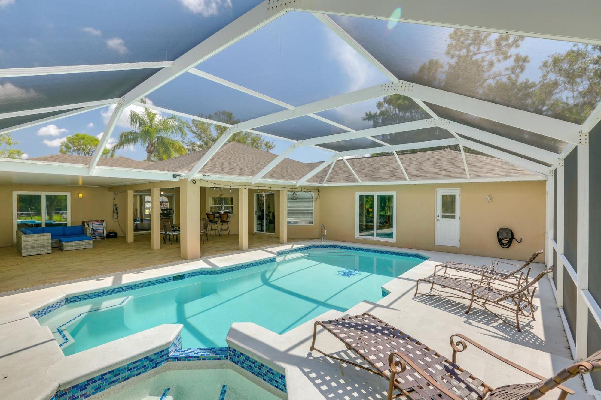 Private Fort Myers Escape With Screened Pool And Lanai Villa Exterior photo