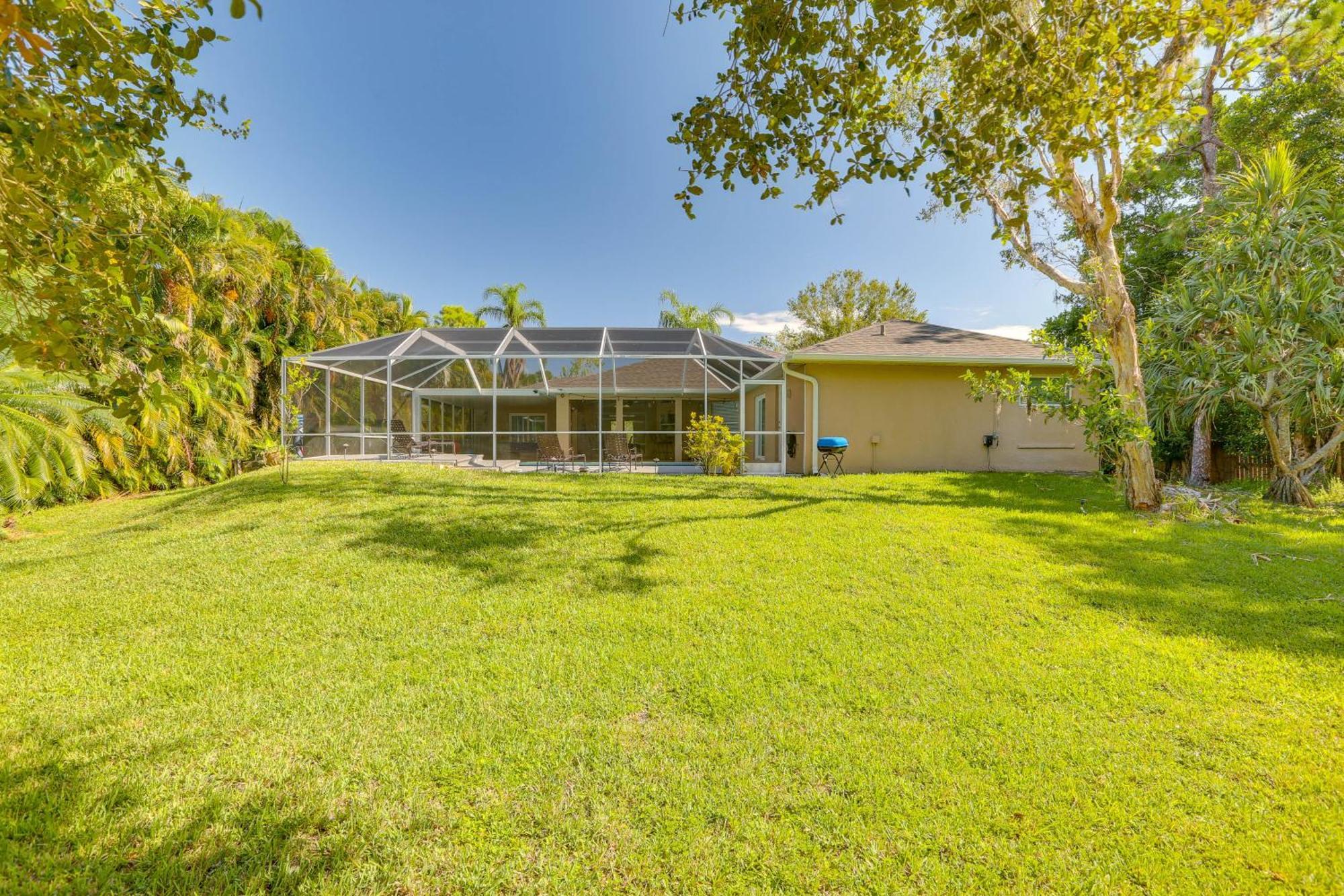 Private Fort Myers Escape With Screened Pool And Lanai Villa Exterior photo